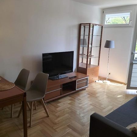 Golden Apartments/City Center/Grzyb 9 Warsaw Luaran gambar